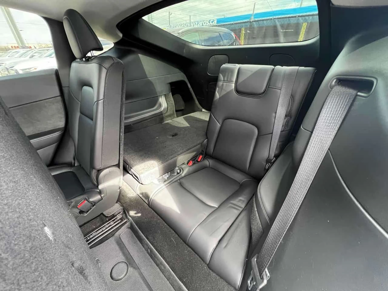 Tesla Model Y Long Range/CARFAX/ПАНОРАМА, снимка 12 - Автомобили и джипове - 54027679