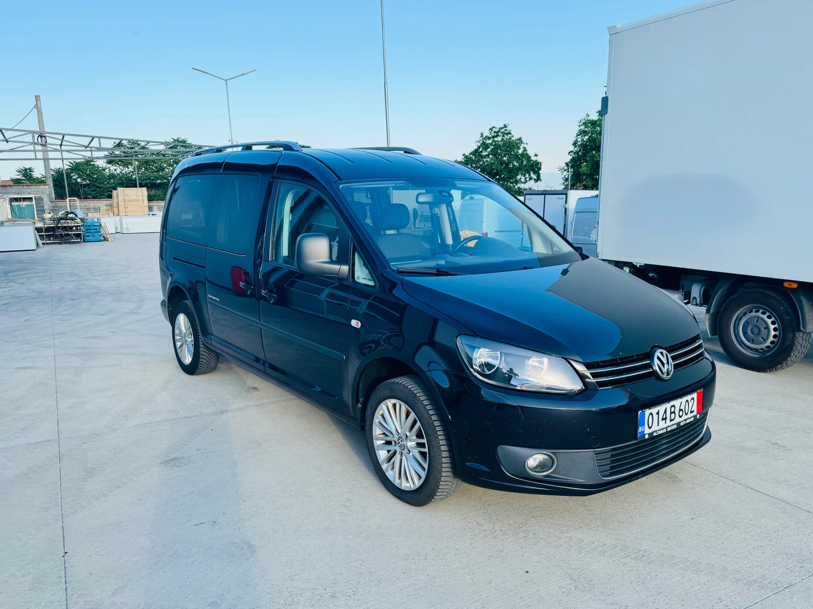VW Caddy 2.0TDI!Немски!МАХИ!ТОП!ЧИСТО НОВО!ТОП! НОВ!, снимка 2 - Автомобили и джипове - 55092699