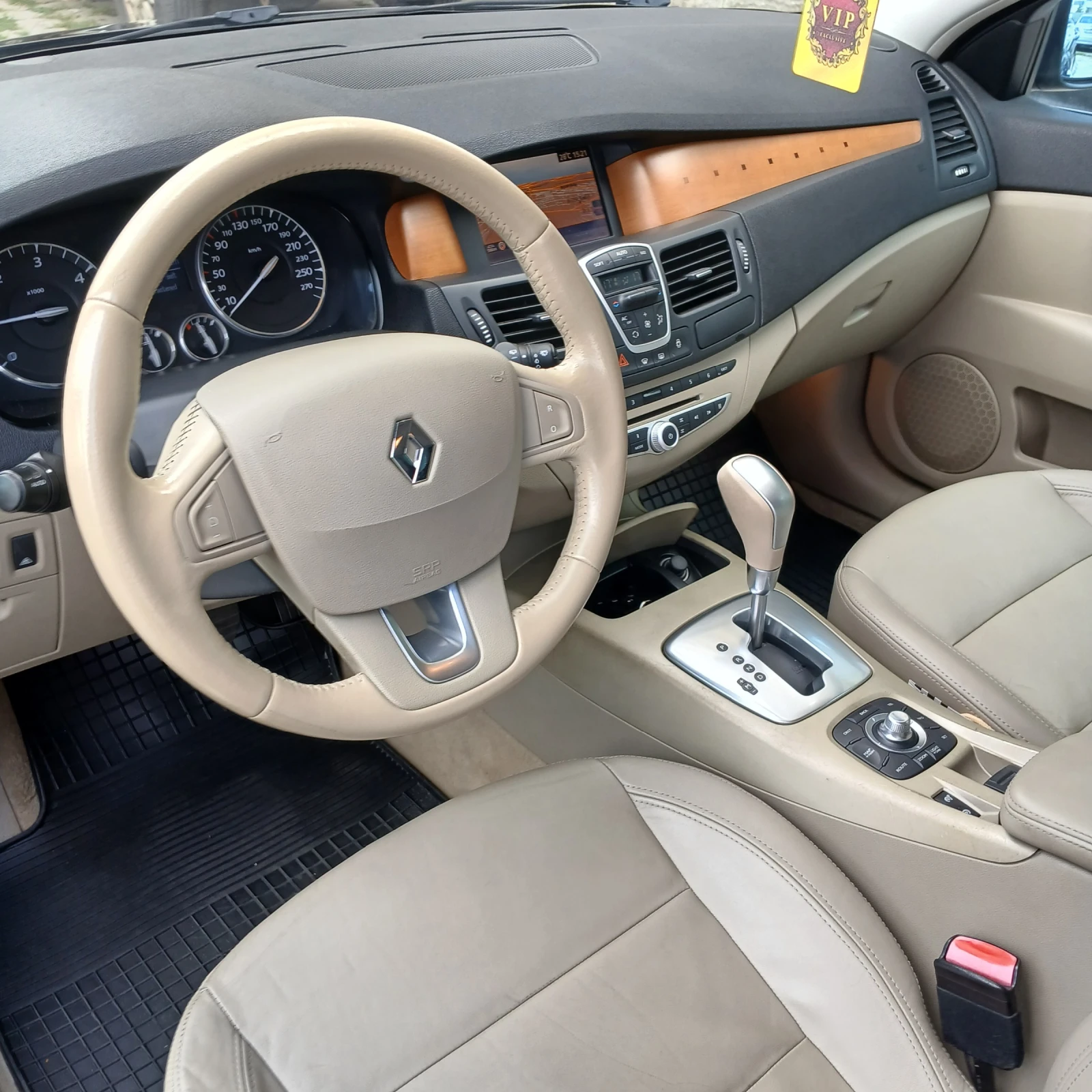 Renault Laguna АВТОМАТИК - ИНИЦИАЛЕ , снимка 10 - Автомобили и джипове - 55582478