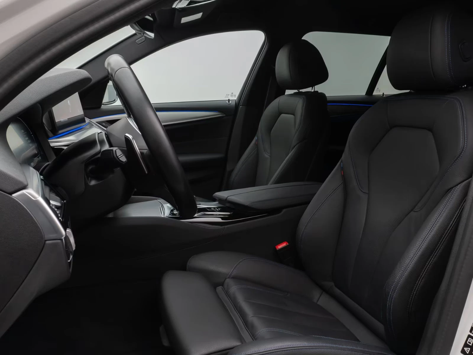 BMW 540 xDRIVE/340HP/M SPORT/HI-FI/HUD/LASER/CAM/KLES/745z, снимка 12 - Автомобили и джипове - 55661188