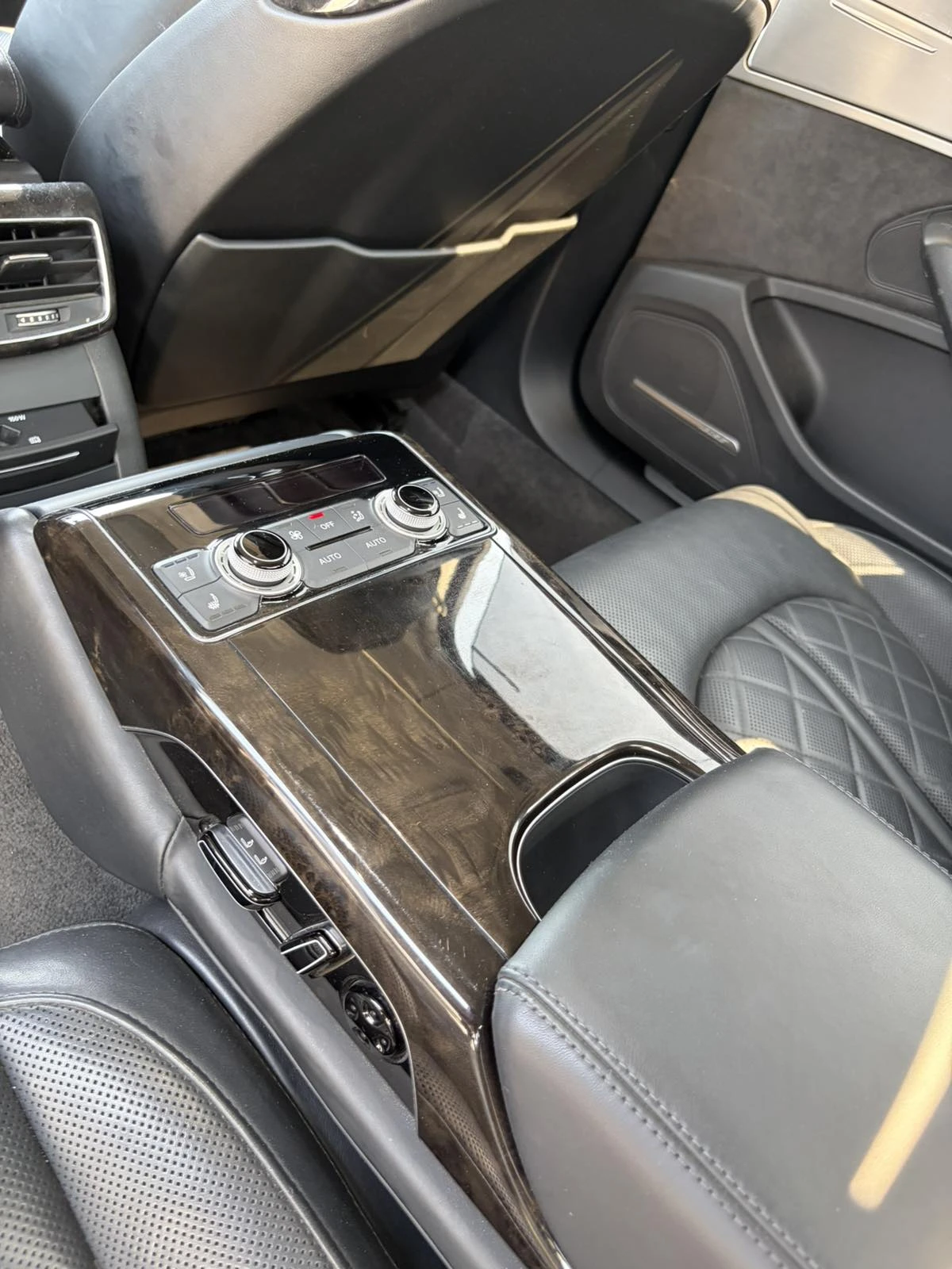 Audi A8 L 3.0 TDI MATRIX 262 k.c, снимка 15 - Автомобили и джипове - 55768415