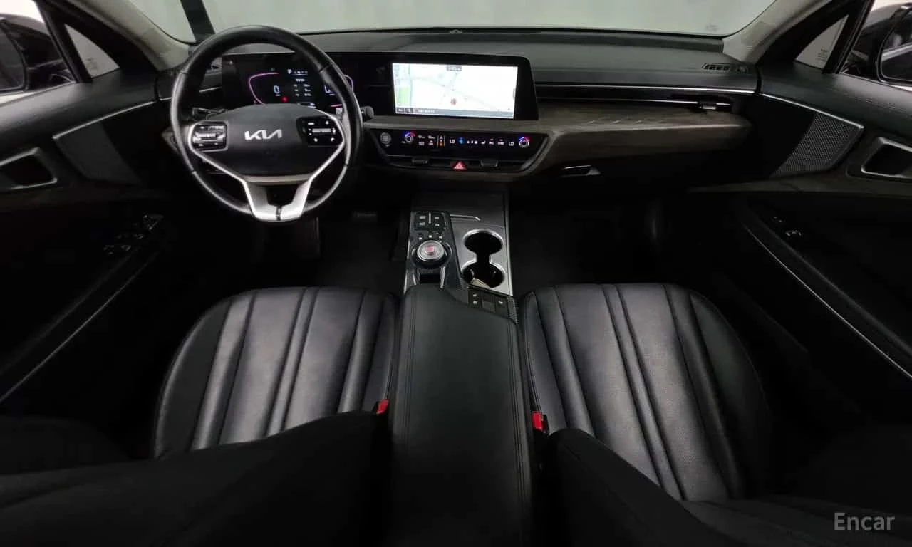 Kia K8 | ОБДУХВАНЕ | ПАНОРАМА | ДИСТРОНИК, снимка 7 - Автомобили и джипове - 56262239