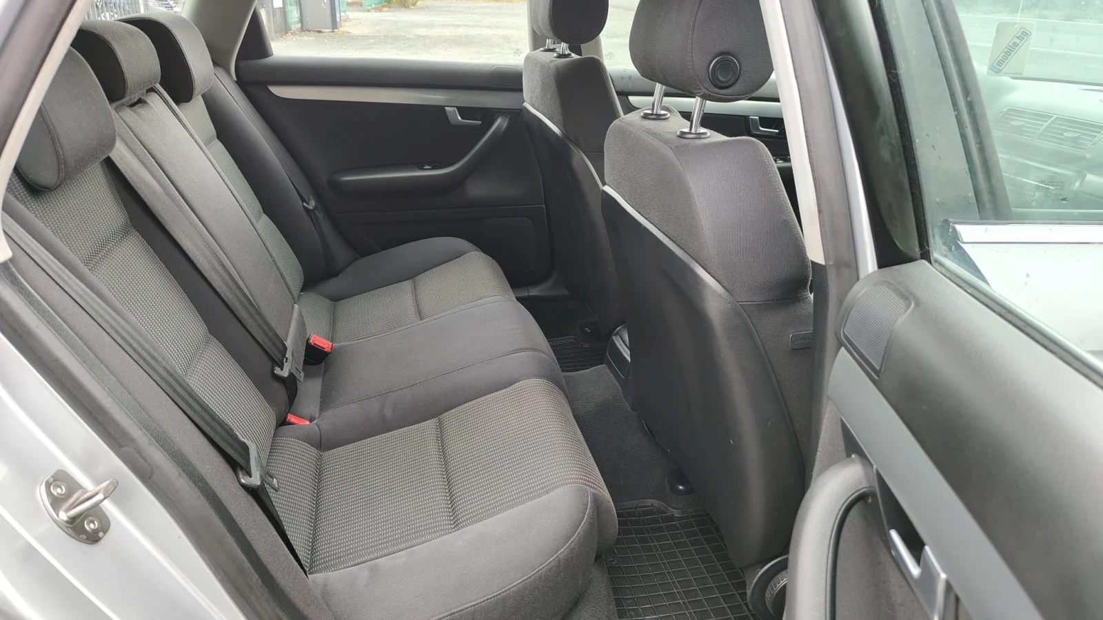 Audi A4 2.0TDI, снимка 10 - Автомобили и джипове - 56289480