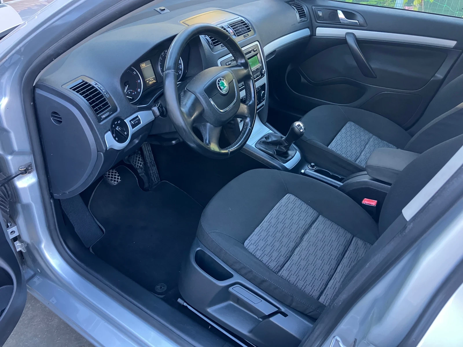 Skoda Octavia 1.6/MPi/102�.�. | Mobile.bg � ����������� 5