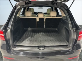 Mercedes-Benz GLC 300 4MATIC* AMG-LINE* PANOROOF* REAR-CAMERA* , снимка 12
