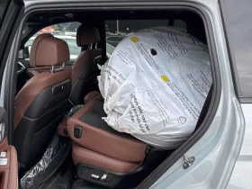 BMW X7 xDrive40i/HUD/360/ДИСТРОНИК/ПАНОРАМА/ГУМИ+ ДЖАНТИ  - 48900 € / 95640.09 лв. - 79046623 11