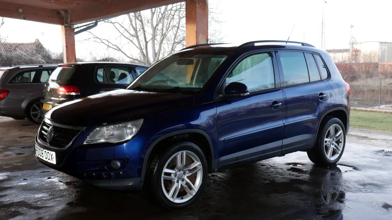 VW Tiguan, снимка 2 - Автомобили и джипове - 48692422