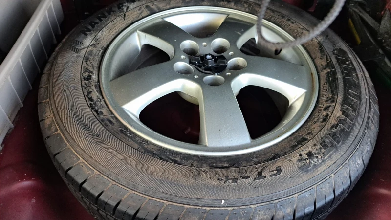 Hyundai Tucson 2.0CRDI -AUTOMATIC, снимка 5 - Автомобили и джипове - 51354900