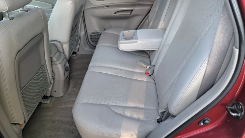 Hyundai Tucson 2.0CRDI -AUTOMATIC, снимка 7 - Автомобили и джипове - 51354900
