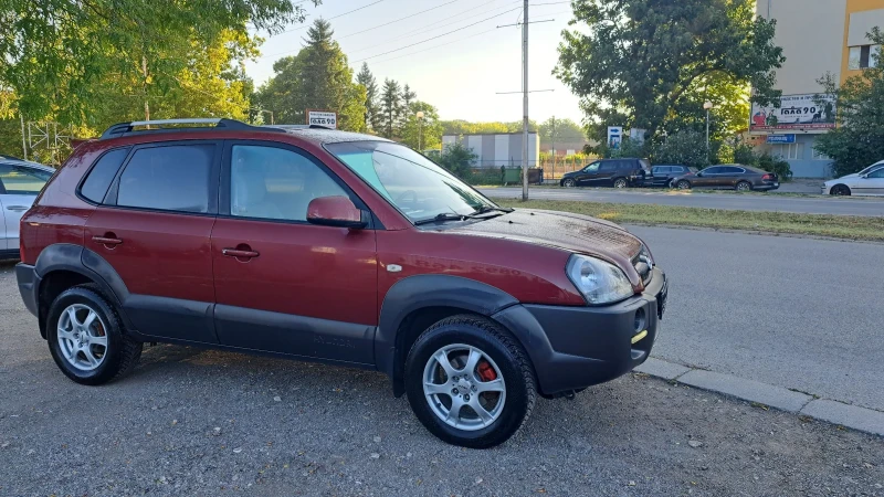 Hyundai Tucson 2.0CRDI -AUTOMATIC, снимка 3 - Автомобили и джипове - 51354900