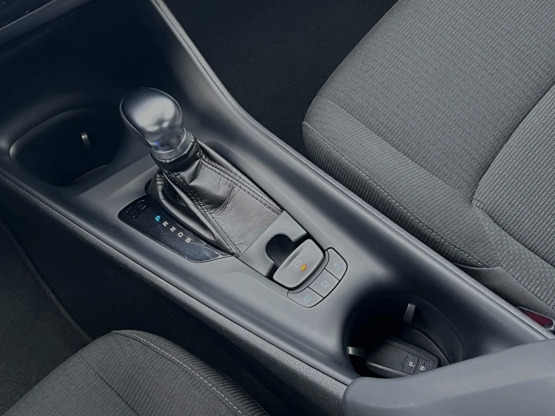 Toyota C-HR 1.8HSD 125000km ПРОЧЕТИ ОПИСАНИЕТО, снимка 10 - Автомобили и джипове - 53047540