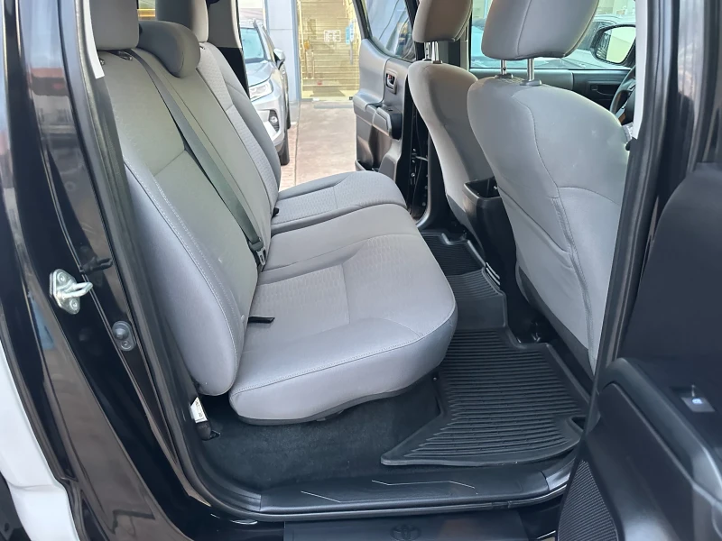 Toyota Tacoma, снимка 8 - Автомобили и джипове - 53157003