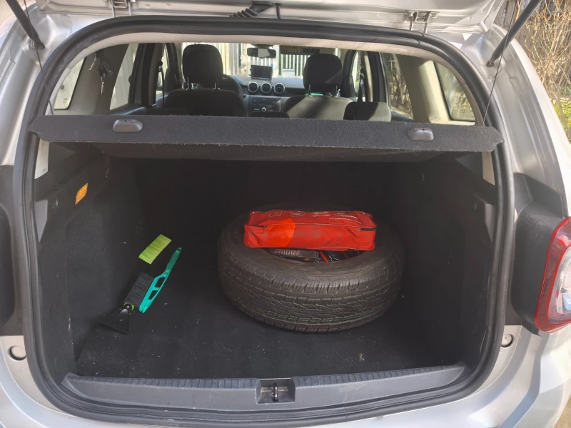 Dacia Duster 1, 6/115 Prestige, снимка 9 - Автомобили и джипове - 53528057