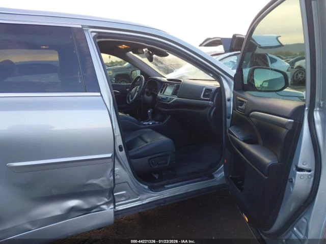 Toyota Highlander HYBRID LIMITED, снимка 7 - Автомобили и джипове - 53418463
