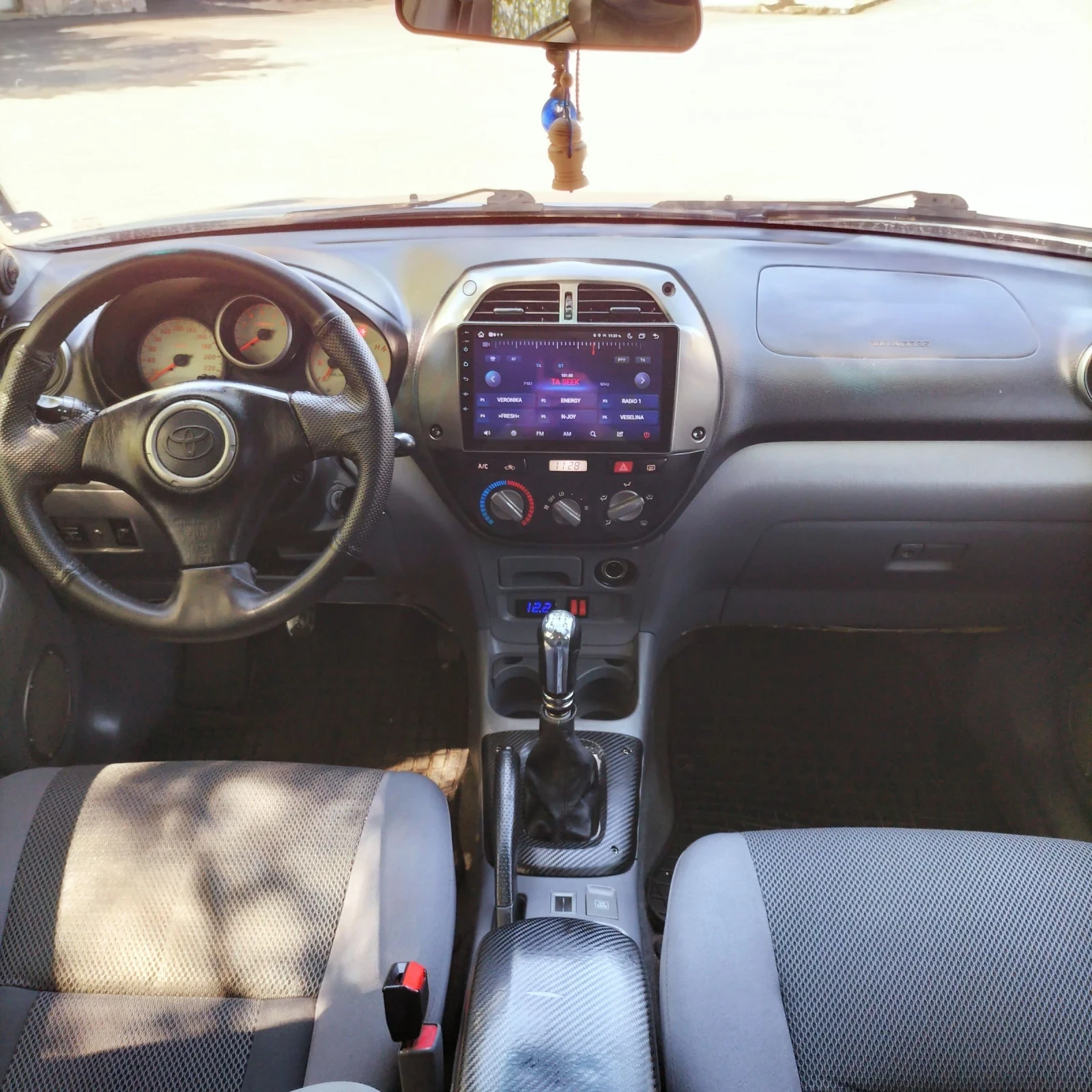 Toyota Rav4 4x4 - изображение 5