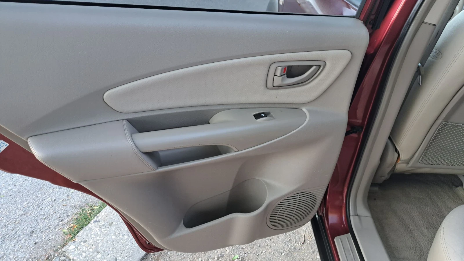 Hyundai Tucson 2.0CRDI -AUTOMATIC - изображение 6