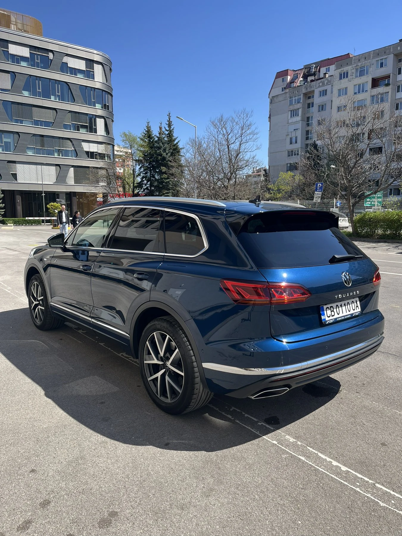VW Touareg Elegance 3.0TFSI V6 4Motion, снимка 3 - Автомобили и джипове - 53435607