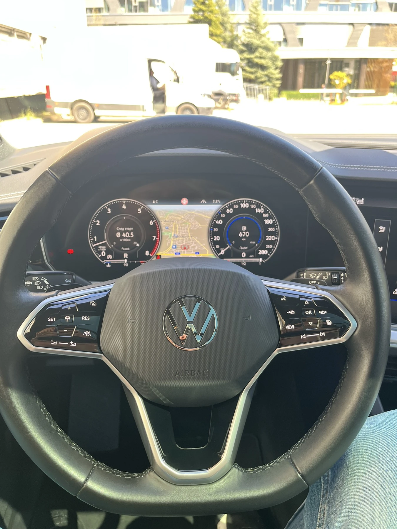 VW Touareg Elegance 3.0TFSI V6 4Motion, снимка 10 - Автомобили и джипове - 53435607