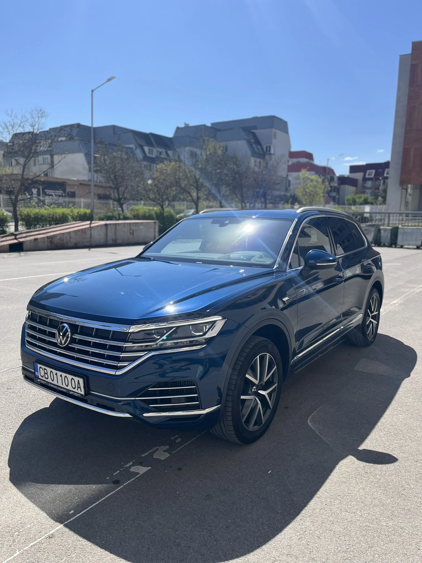 VW Touareg Elegance 3.0TFSI V6 4Motion, снимка 2 - Автомобили и джипове - 53435607