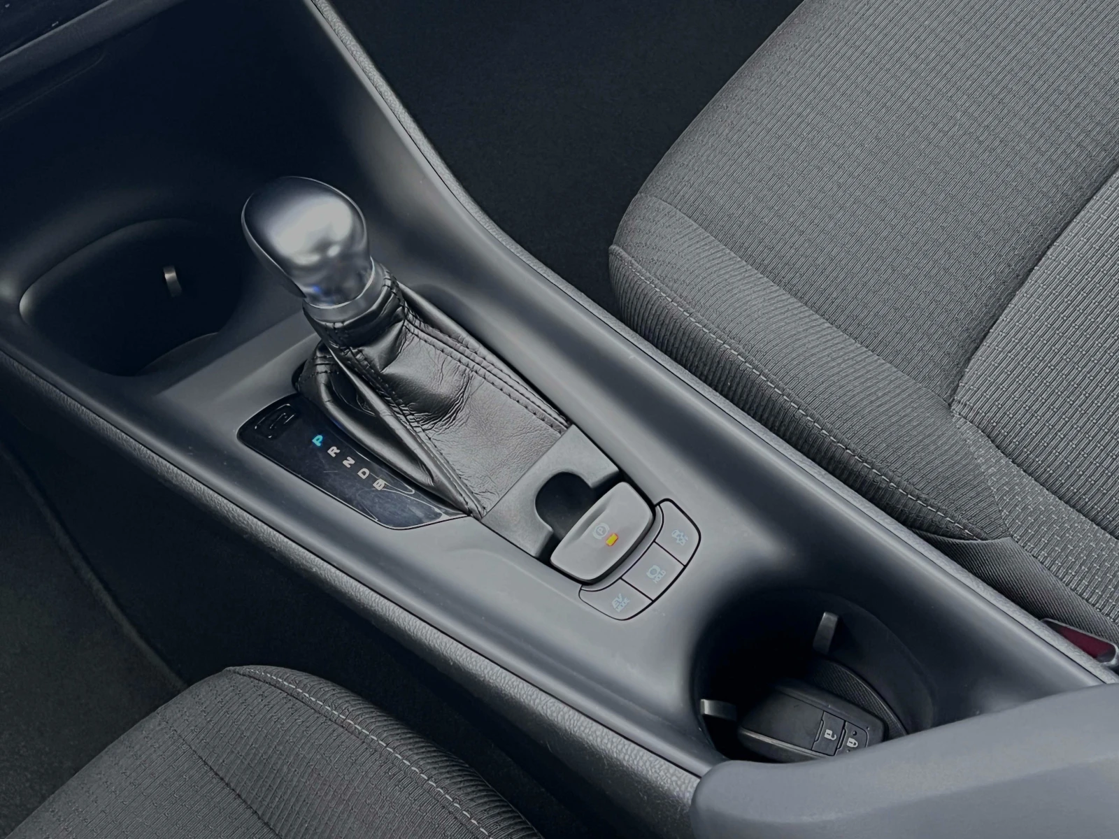 Toyota C-HR 1.8HSD 125000km ПРОЧЕТИ ОПИСАНИЕТО - изображение 10