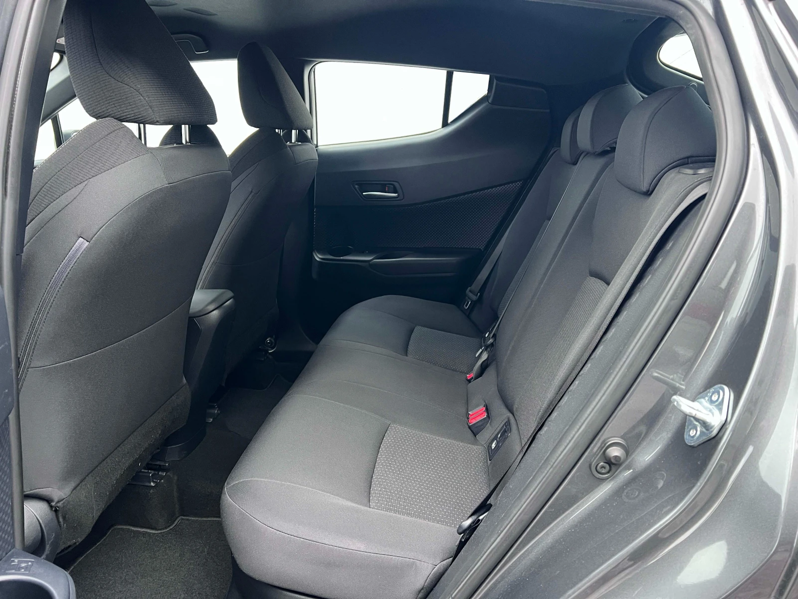 Toyota C-HR 1.8HSD 125000km ������� ���������� | Mobile.bg � ����������� 13