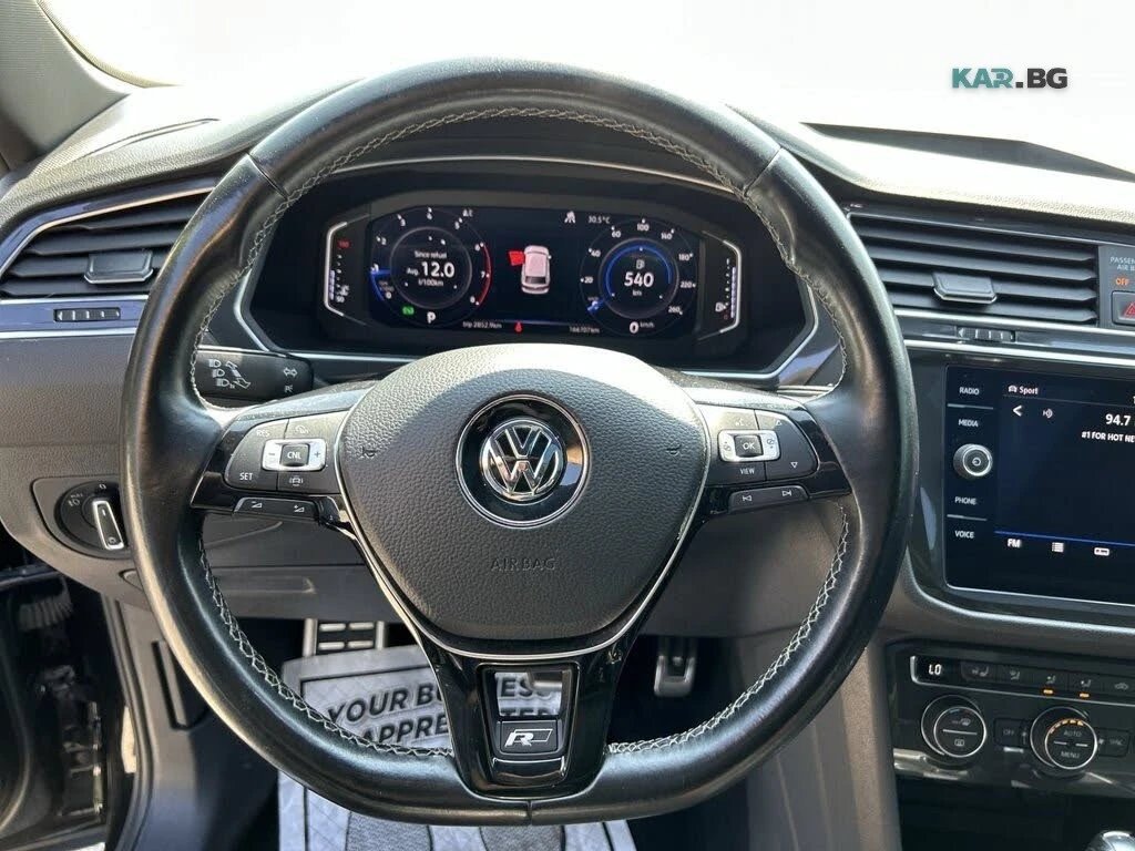 VW Tiguan SEL Premium R-Line 4Motion* DIGITAL* ПАМЕТ* КАМЕРА, снимка 15 - Автомобили и джипове - 55146807
