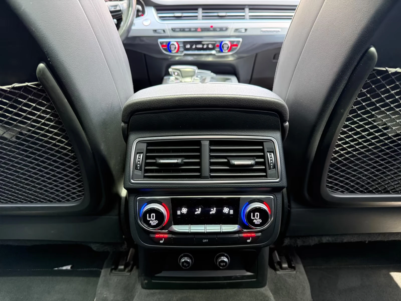Audi SQ7 QUATTRO/435HP/7 SEATS/360/291h, снимка 12 - Автомобили и джипове - 55223957