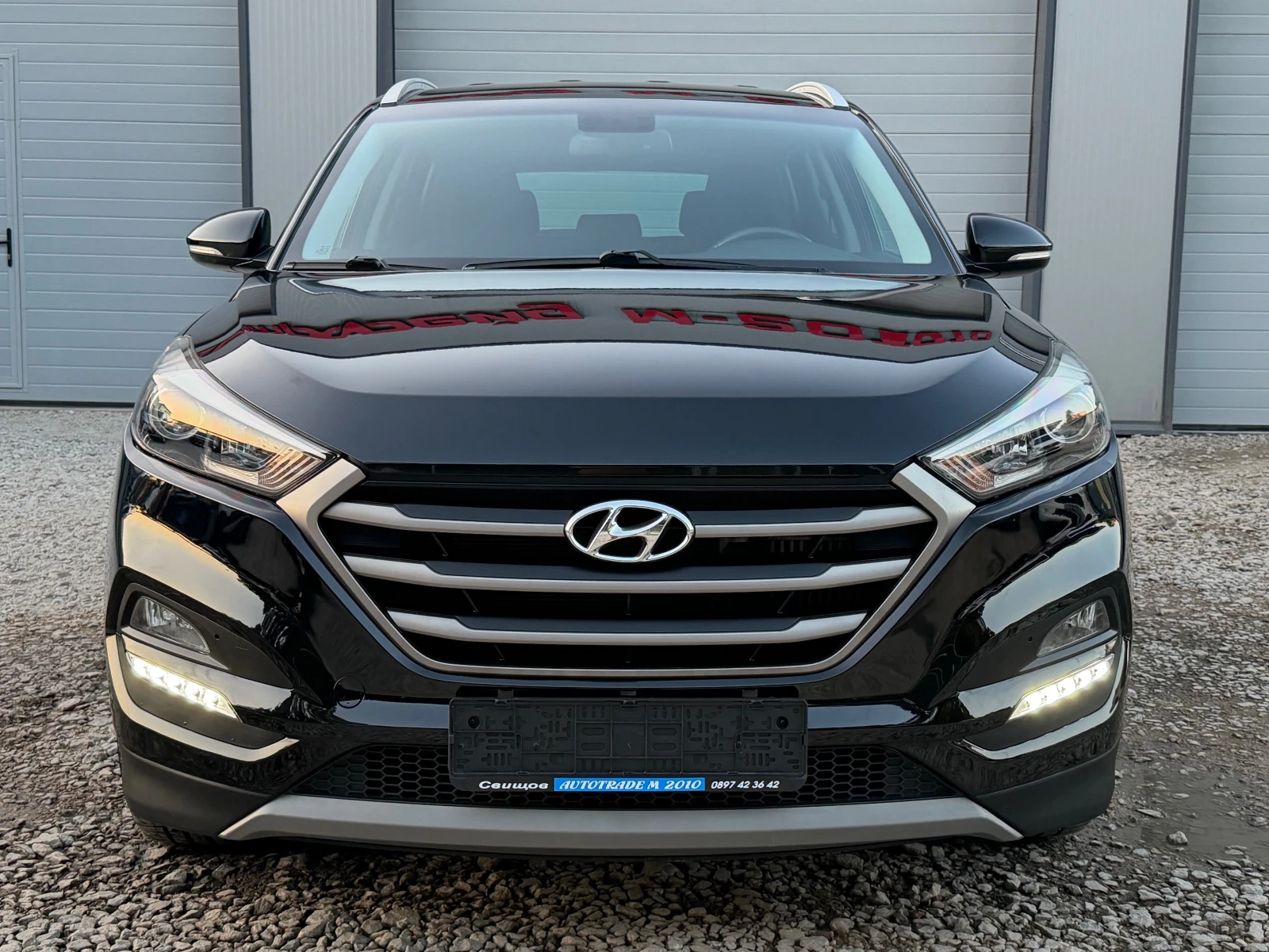 Hyundai Tucson 1.7CDRI* LED* NAVI* EVRO6, снимка 2 - Автомобили и джипове - 55482491
