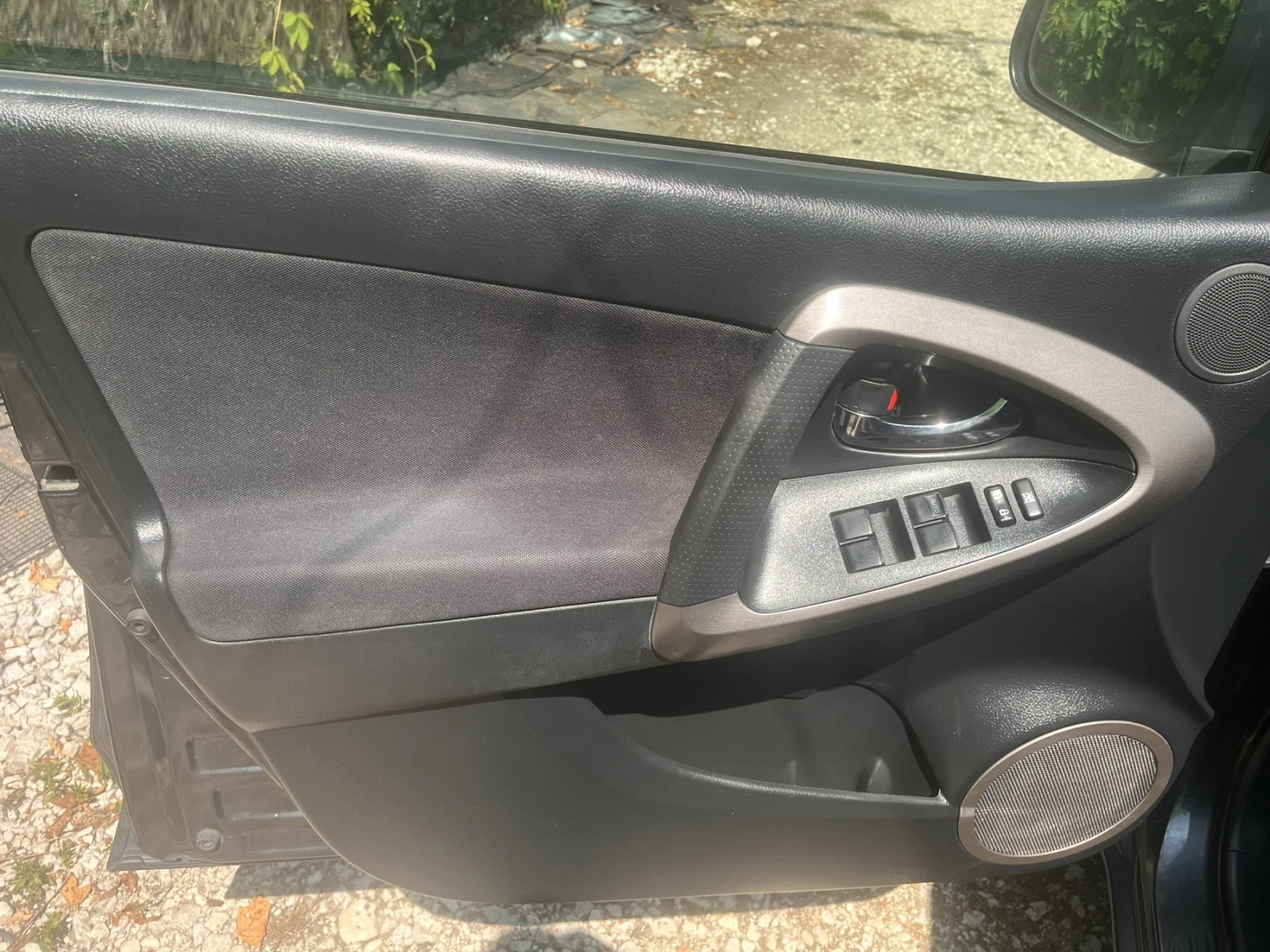 Toyota Rav4 2.0i, АГУ, снимка 11 - Автомобили и джипове - 55621208
