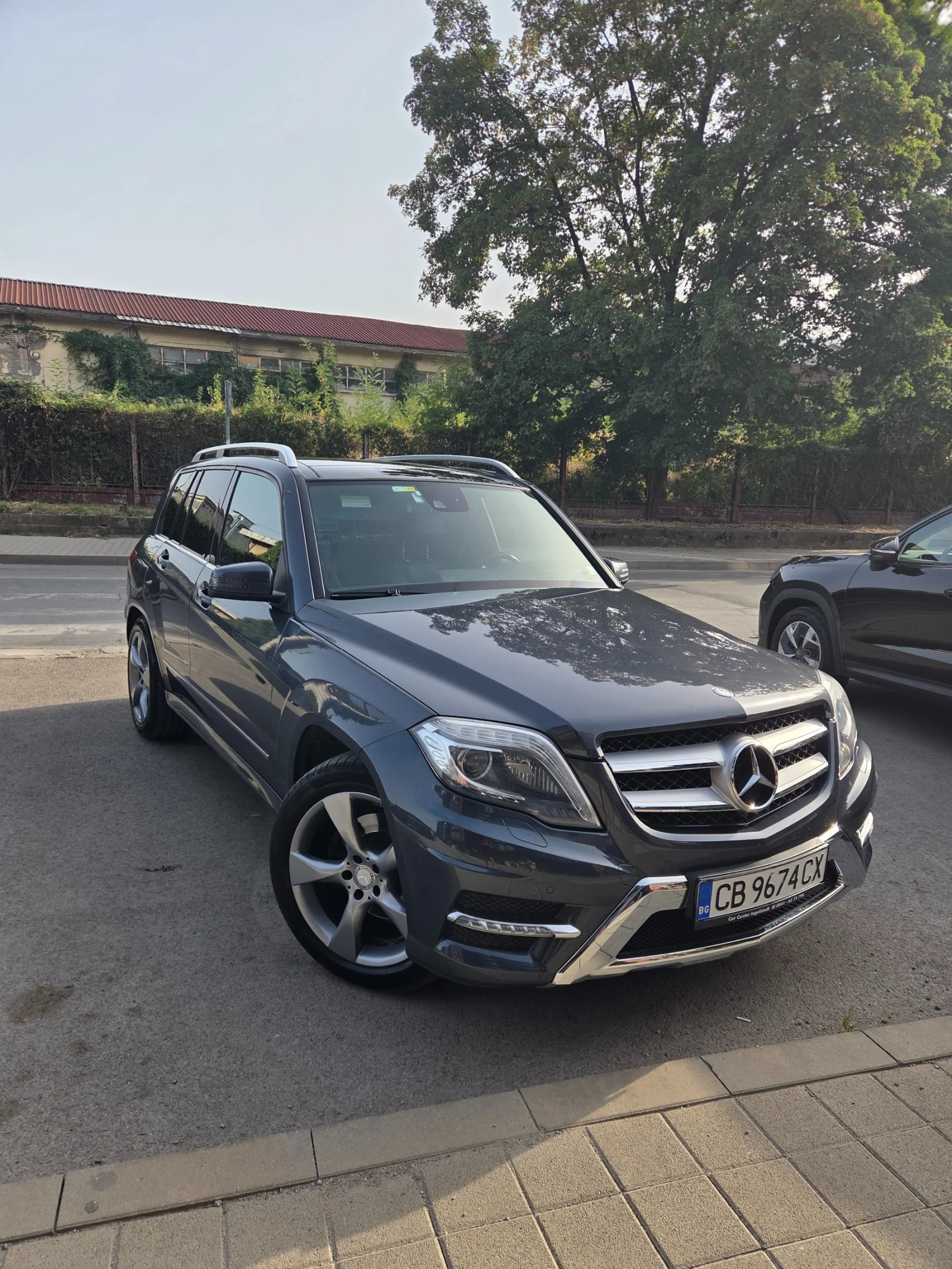 Mercedes-Benz GLK AMG| Сервизна история| 2 комплекта джанти, снимка 2 - Автомобили и джипове - 55873480
