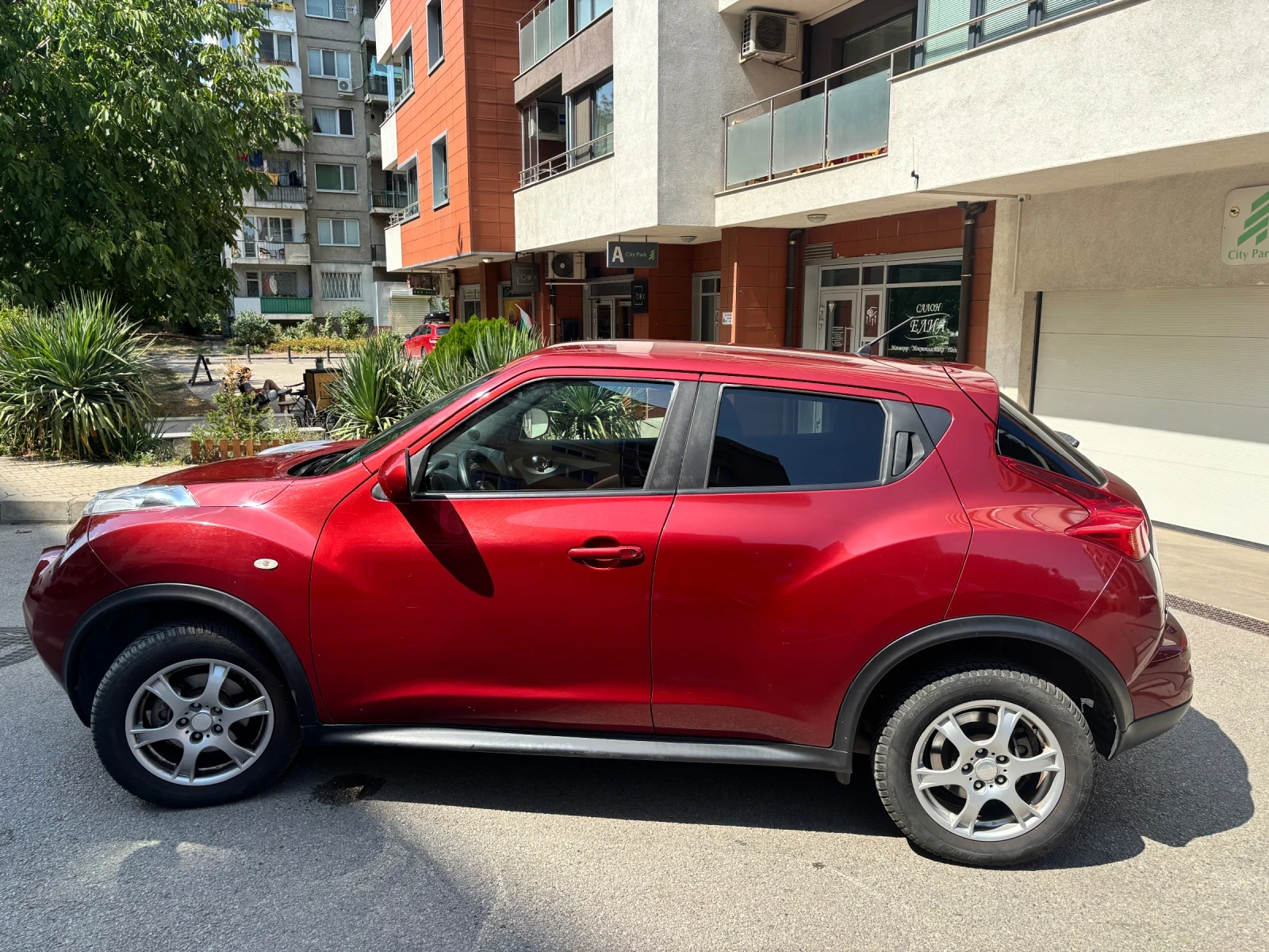 Nissan Juke, снимка 2 - Автомобили и джипове - 55876143