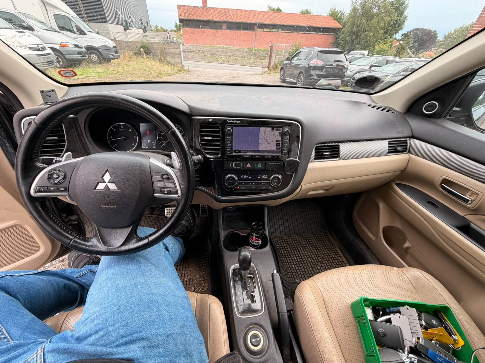 Mitsubishi Outlander 2.2D Automat! 4x4! ТОП! С ГАРАНЦИЯ! ОЧАКВАН, снимка 6 - Автомобили и джипове - 56005897