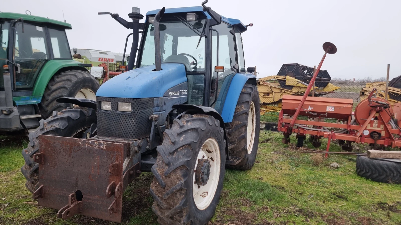 Трактор New Holland  - изображение 2