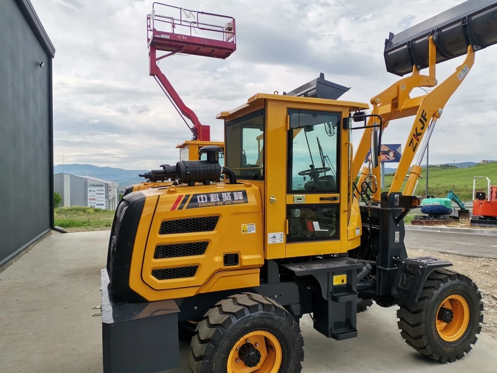 Мини челни товарачи Kubota 76 к.с със вилици - изображение 5