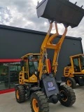 Мини челни товарачи Kubota 76 к.с със вилици, снимка 3