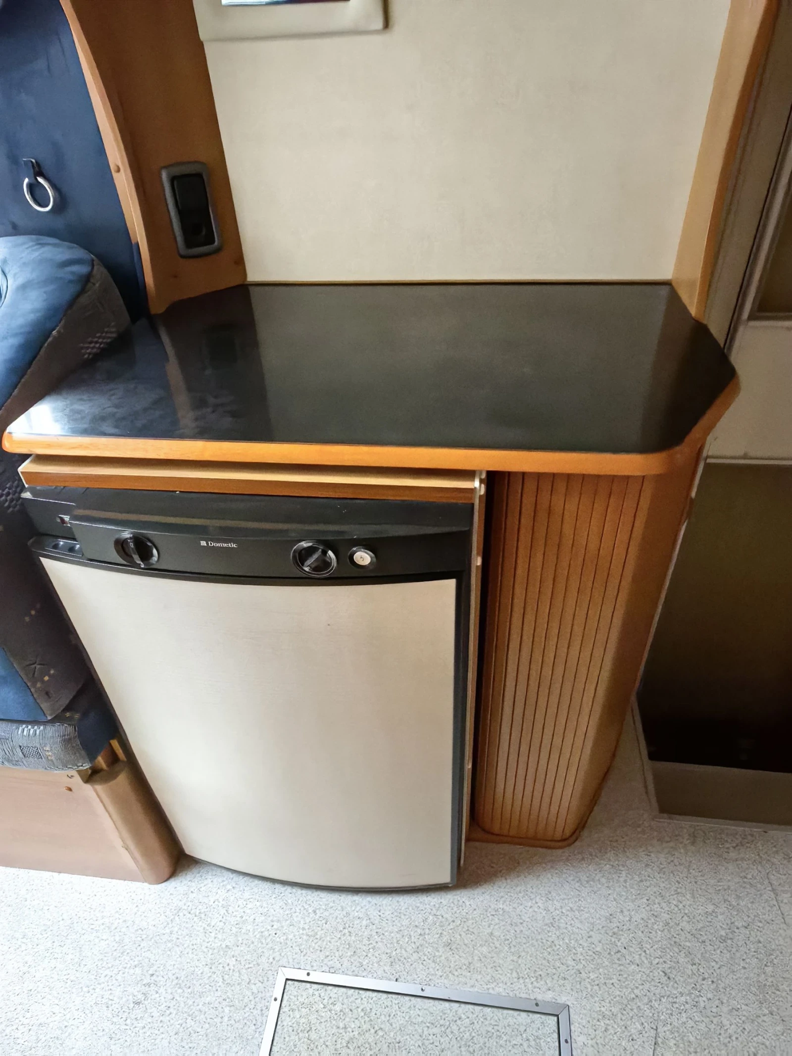 ������ Euramobil 635 LS | Mobile.bg � ����������� 13