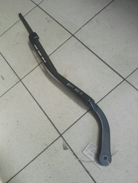 Рамо чистачка дясно Бмв Е90 320Д