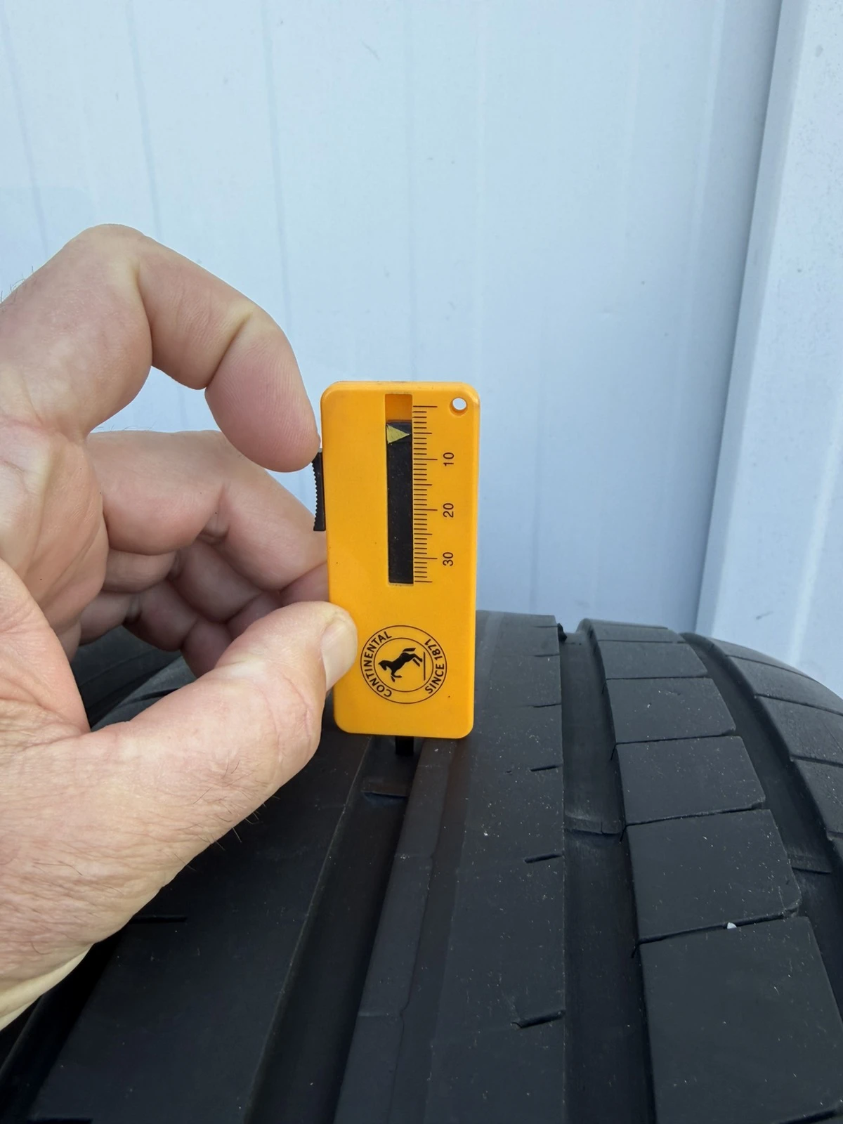 ���� 225/45R18 | Mobile.bg � ����������� 9