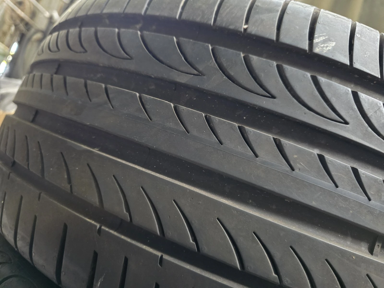 ���� 235/35R19 | Mobile.bg � ����������� 3