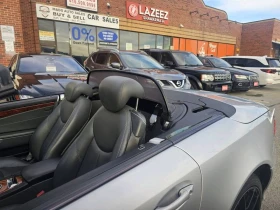 Mercedes-Benz SL 500 CARFAX /Кожа/Подгрев/Кабрио/Памет, снимка 11