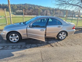 Mercedes-Benz C 220, снимка 4