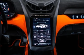Lamborghini Revuelto Arancio Apodis | Mobile.bg    12