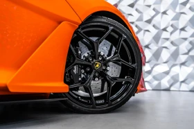Lamborghini Revuelto Arancio Apodis | Mobile.bg    7
