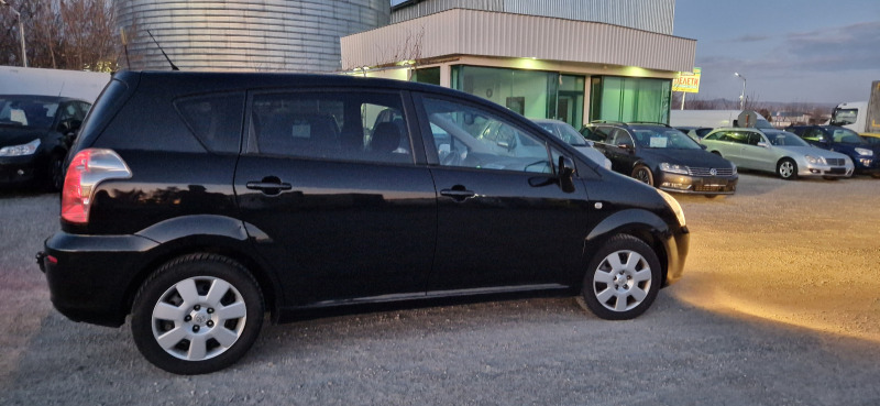 Toyota Corolla verso 1.6  VVT-i  110 к.с. EU-4, снимка 8 - Автомобили и джипове - 45835324