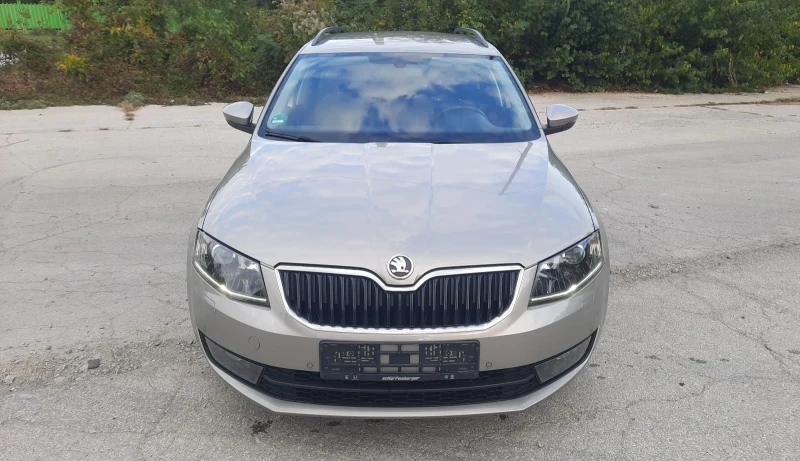 Skoda Octavia 1.4TSI NAVI XENON, снимка 2 - Автомобили и джипове - 47610472