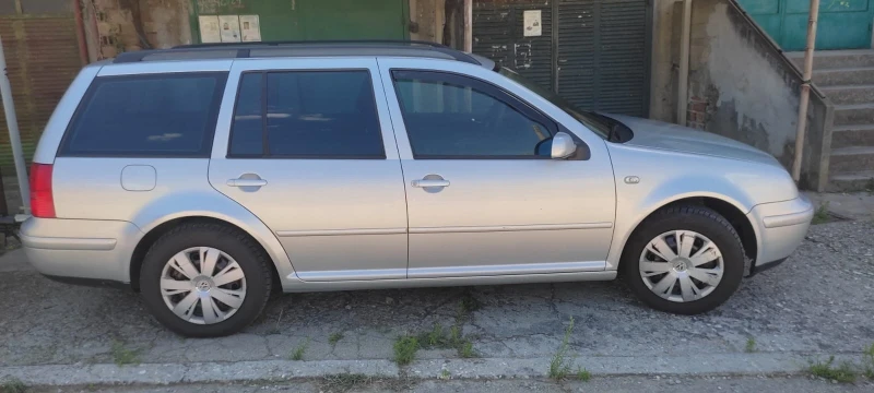 VW Bora, снимка 12 - Автомобили и джипове - 47681072