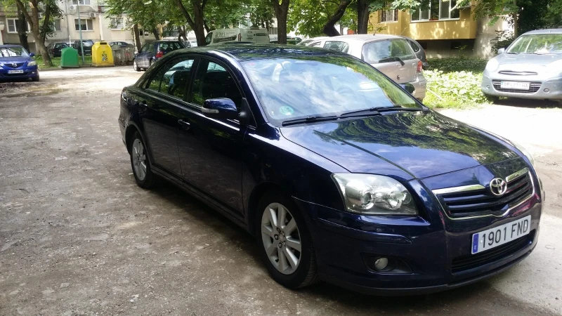 Toyota Avensis 1.8 16 v 129 k.s, снимка 10 - Автомобили и джипове - 47856029