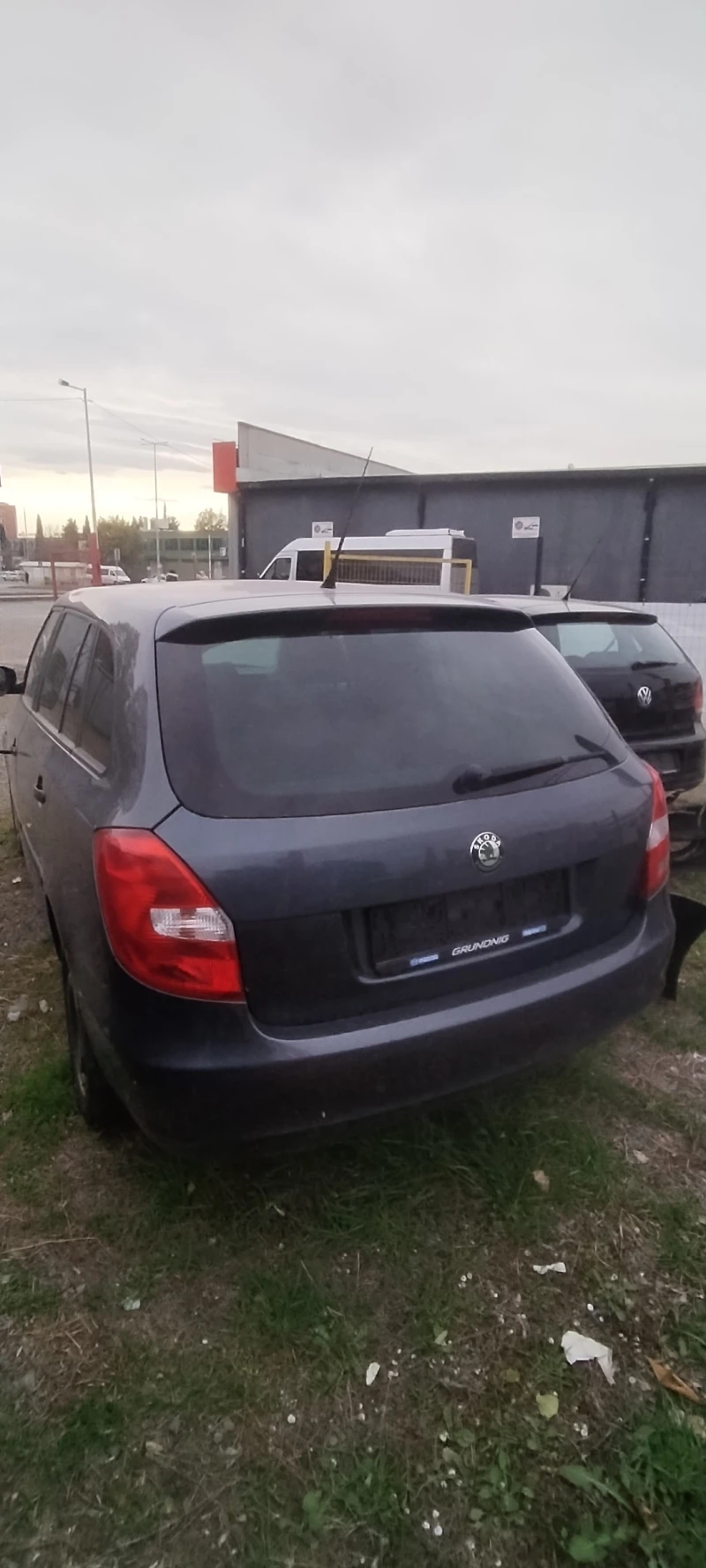 Skoda Fabia 1.2 ! ОЧАКВАЙТЕ КОЛЕДА!, снимка 2 - Автомобили и джипове - 47961332