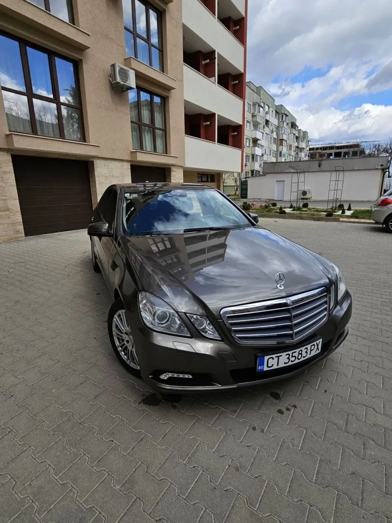 Mercedes-Benz E 350 7G-Tronic 4matic 272hp, снимка 1 - Автомобили и джипове - 49069080