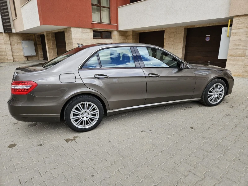 Mercedes-Benz E 350 7G-Tronic 4matic 272hp, снимка 5 - Автомобили и джипове - 49069080